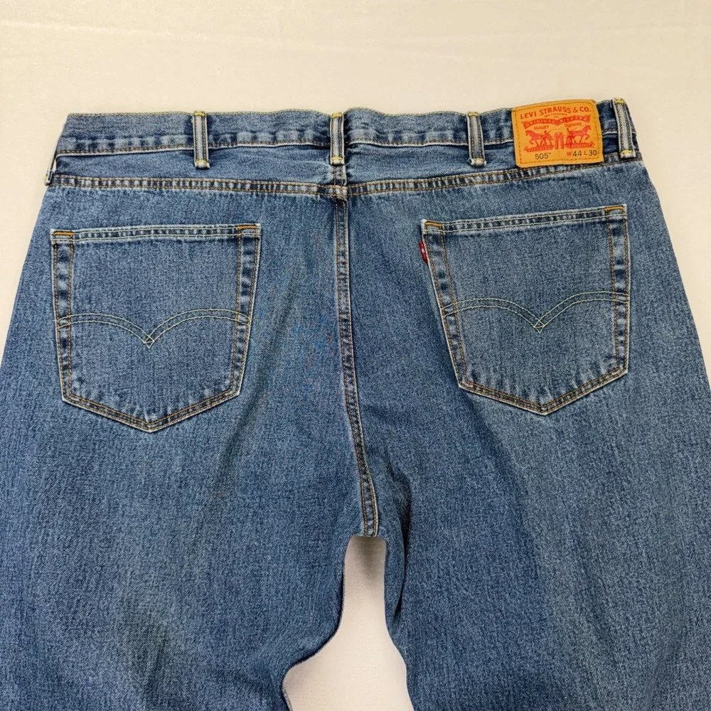 Levi's 505 Regular Fit Jeans Mens 44x30 Blue Classic Straight Leg Denim Pant